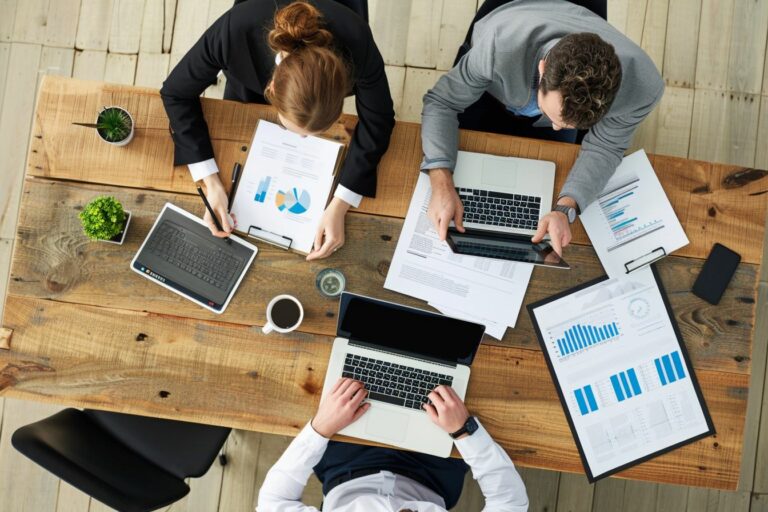 Comprendre le portage salarial et comment estimer votre salaire